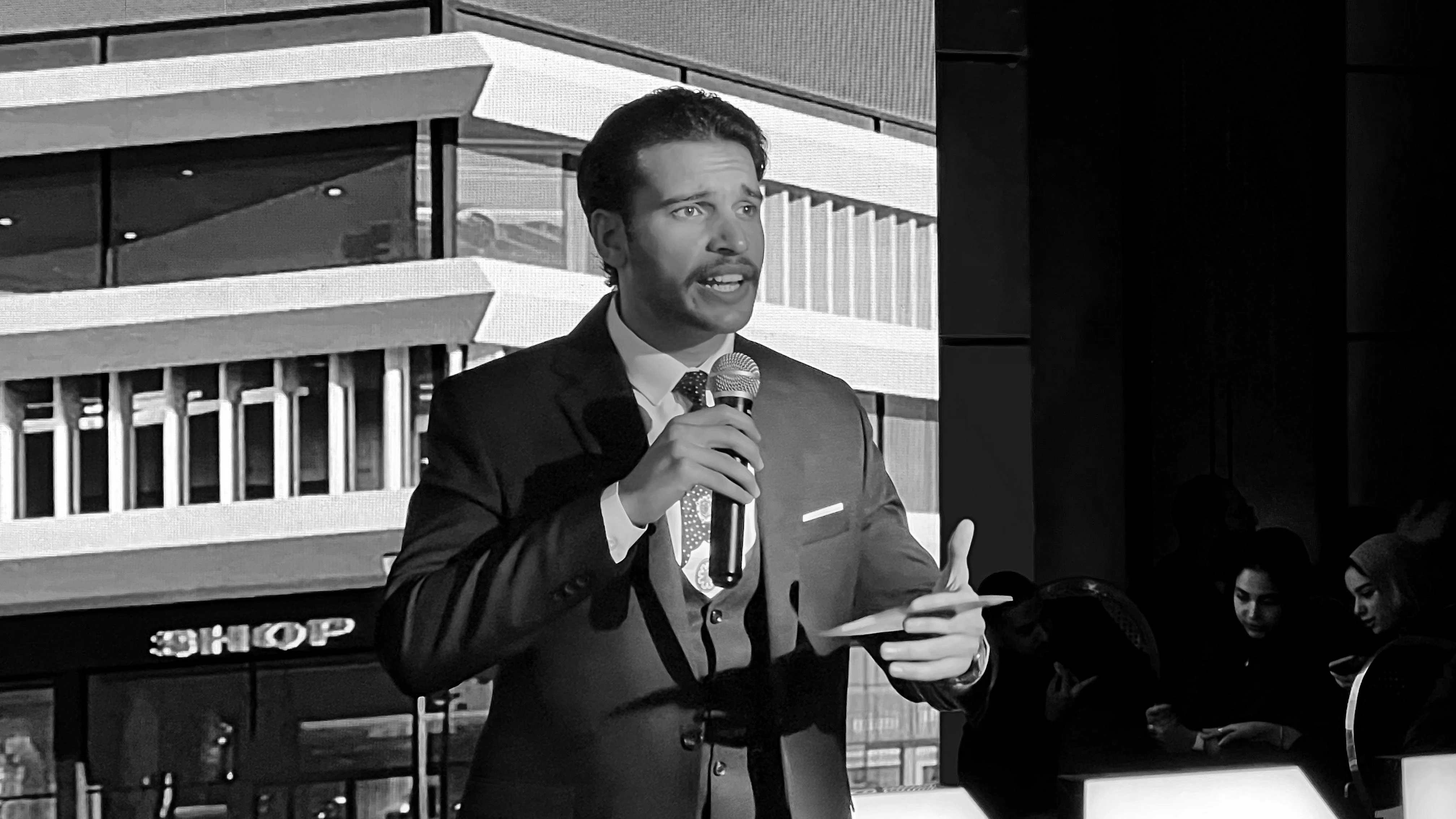 عبدالرحمن حسن